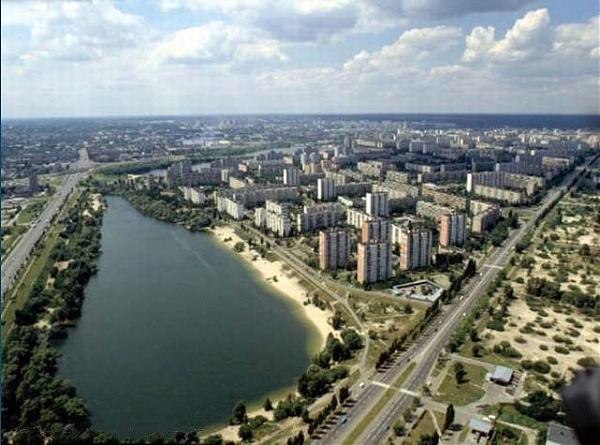 1980-е годы. Вид на массив Оболонь с воздуха